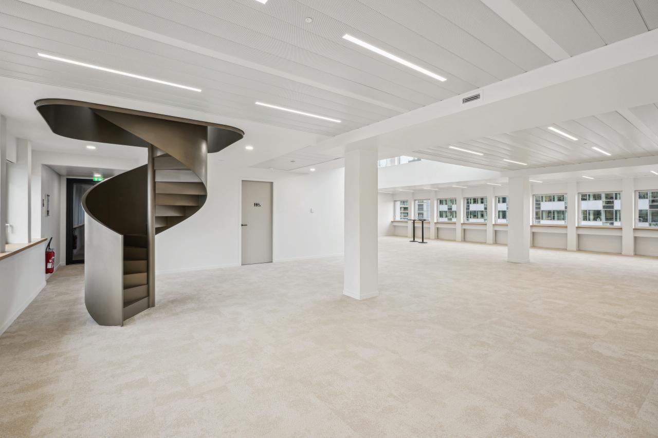 Bureau Paris 6336m² Location bureau Paris OLBUR2100119 4